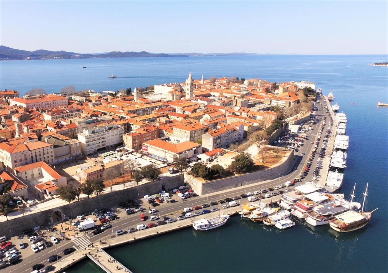 Rhythm Floating Hostel - Zadar Exterior foto